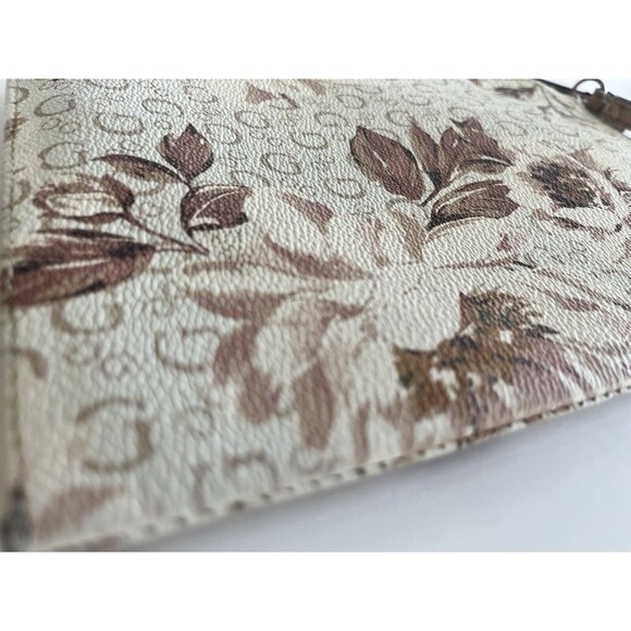 Guess Large Floral Wristlet Clutch Wallet White Tan Floral - Picture 12 of 14